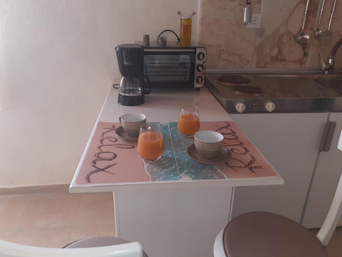 White Manolia Cottage Kato Korakiana Екстер'єр фото